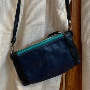Rough & Tumble Marsden Crossbody small / larkspur + black + pool | nickel hardwa